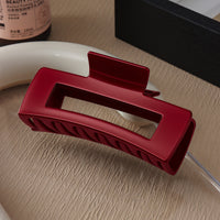 Soft rubber shark clip - Red - 1 piece
